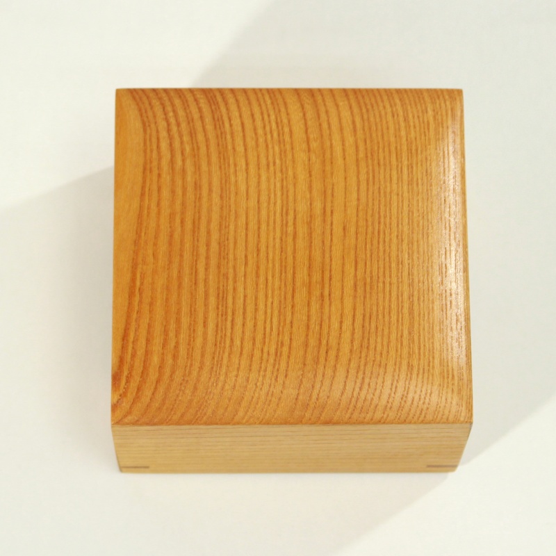 駒箱 ケヤキ柾目 木地仕上げ 